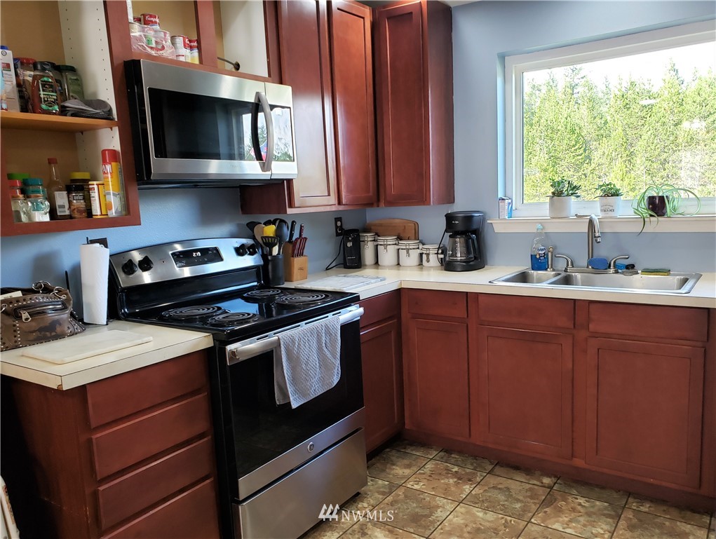 150 West Simpson Road Shelton, WA 98584 - Photo 7 of 31 Gallery Image 7