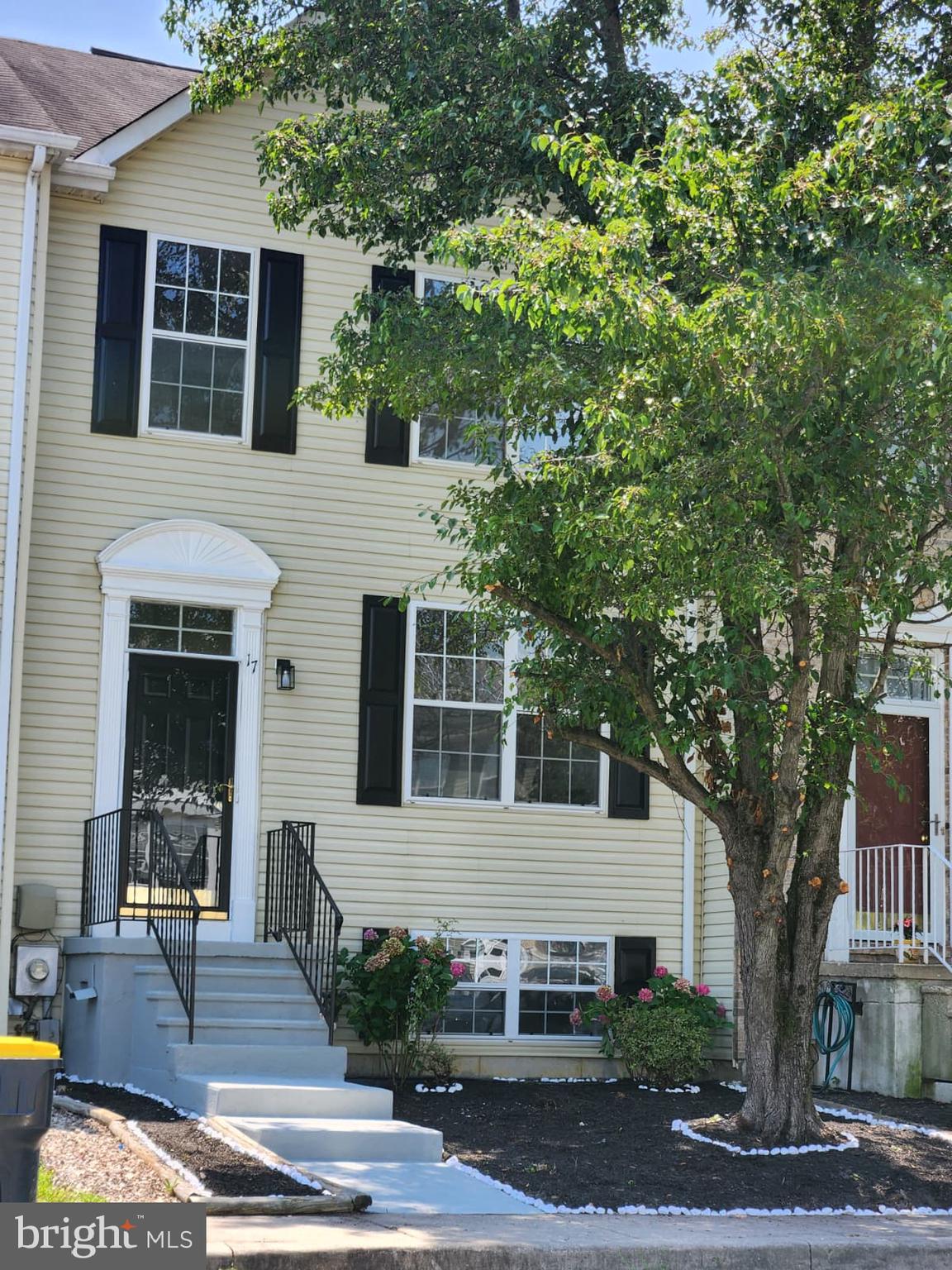 17 Versailles Ct Newark DE 19702 MLS #DENC2086652 Compass