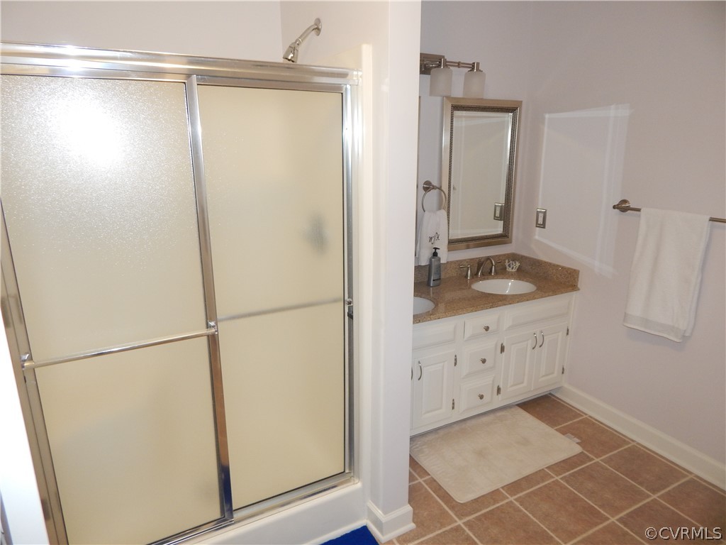 1389 Palmore Road Powhatan, VA 23139 - Photo 33 of 38 Up stairs Master bath