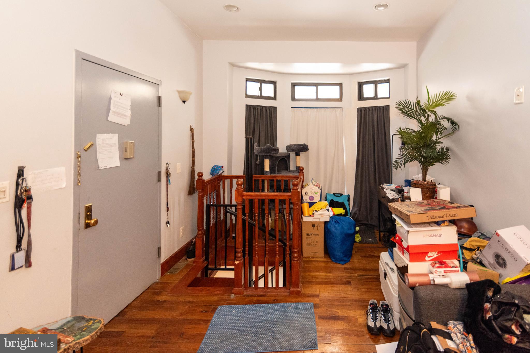 916 Whitelock Street Baltimore, MD 21217 - Photo 2 of 71