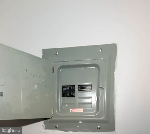 a view of an outdoor space