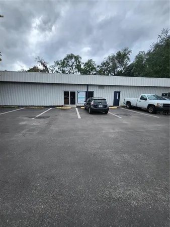 $1,500 | 4502 Northwest 6th Street, Gainesville, FL 32609