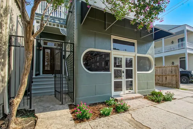 $5,000 | 4821 Prytania Street, New Orleans, LA 70115