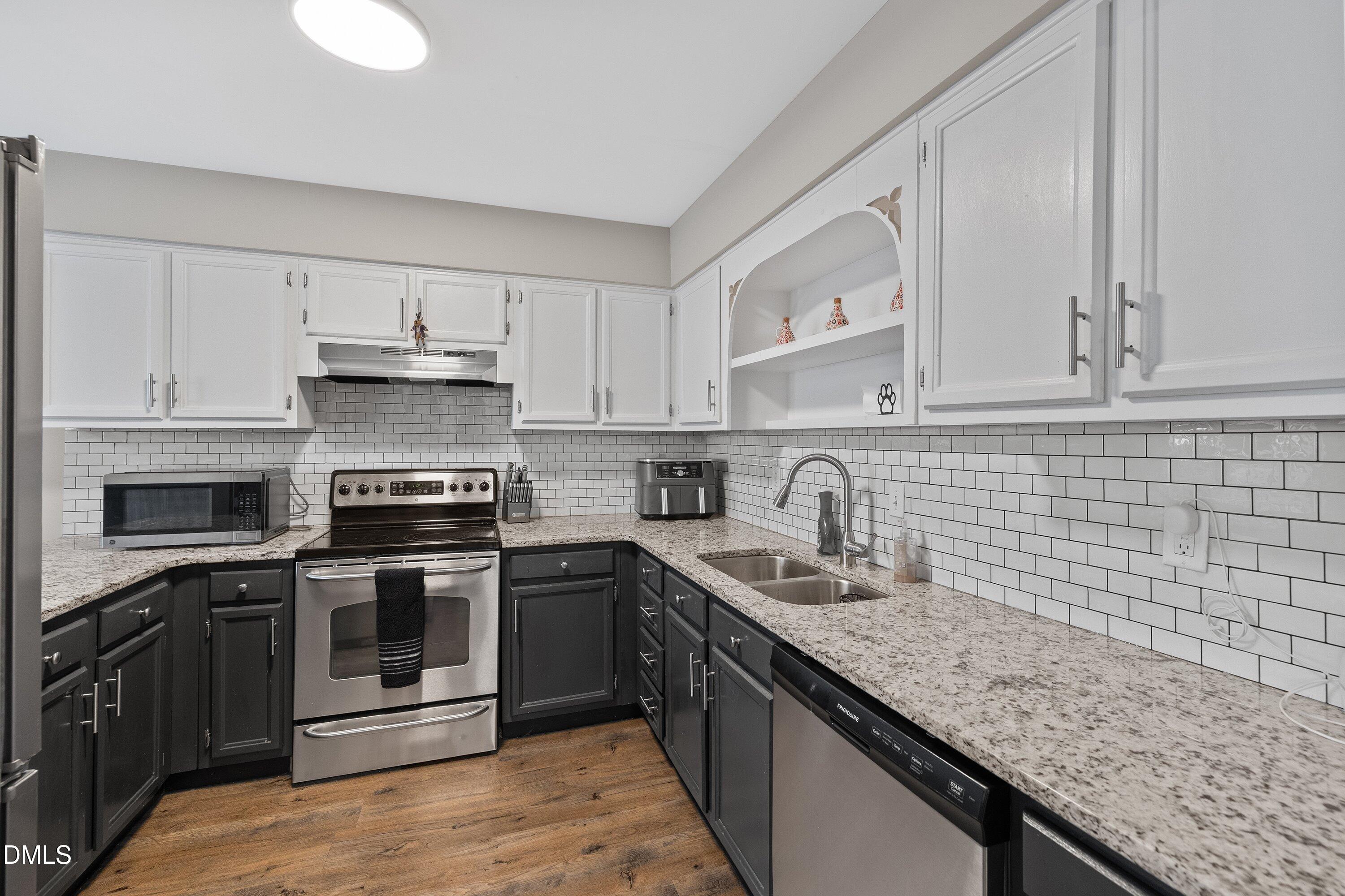 4719 Walden Pond Drive, Unit B Raleigh, NC 27604 - Photo 13 of 36 13-4719 Walden Unit B_6596