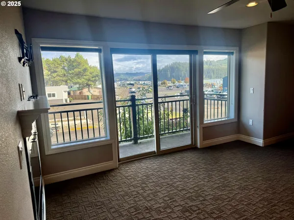 $389,000 | 211 Harbor Street, Unit 22, Florence, OR 97439