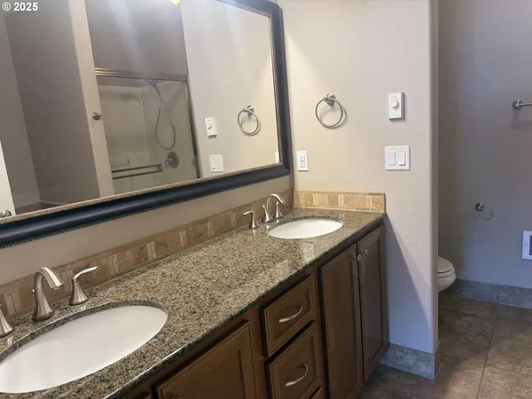 $389,000 | 211 Harbor Street, Unit 22, Florence, OR 97439