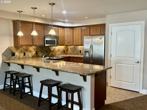 $389,000 | 211 Harbor Street, Unit 22, Florence, OR 97439