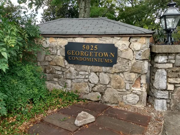 $2,200 | 5025 Hillsboro Pike, Unit 7D, Nashville, TN 37215