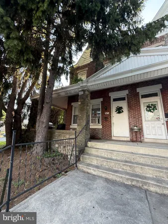 $3,000 | 6400 Oxford Avenue, Philadelphia, PA 19111