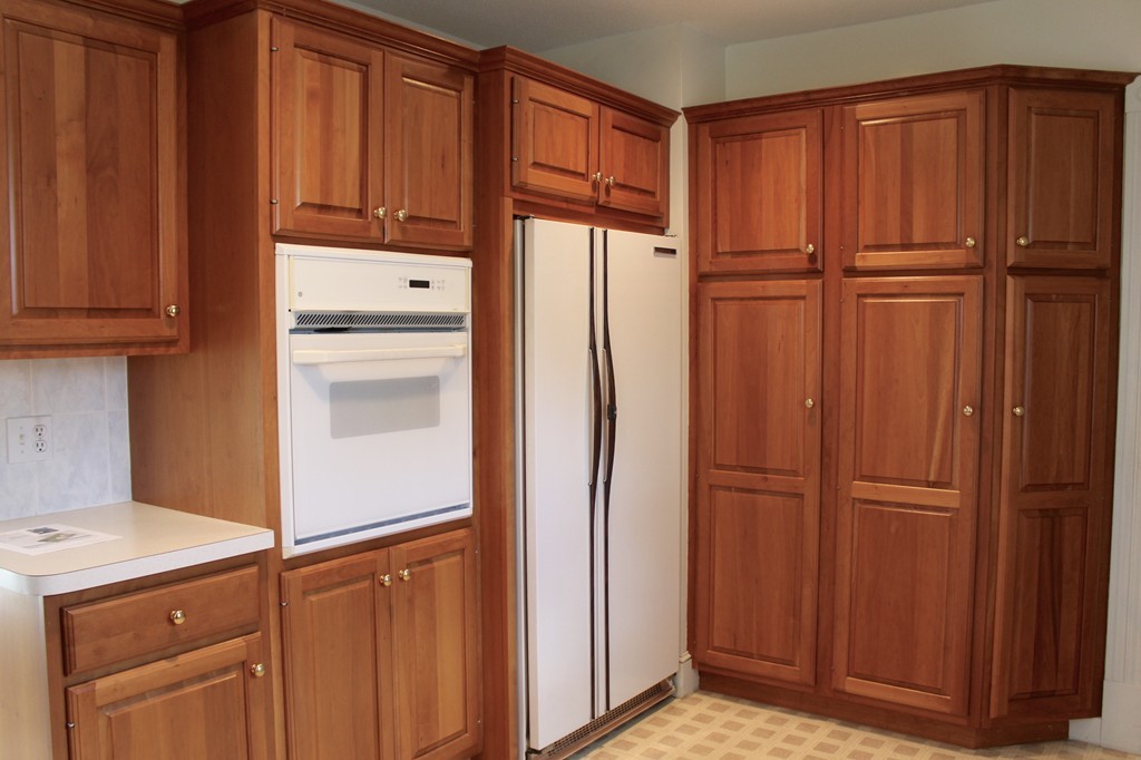 75 Ohio Avenue West Springfield, MA 01089 - Photo 3 of 25 Gallery Image 3