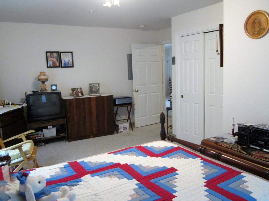 5 Tampa Drive, Unit 6 Rochester, NH 03867 - Photo 7 of 15