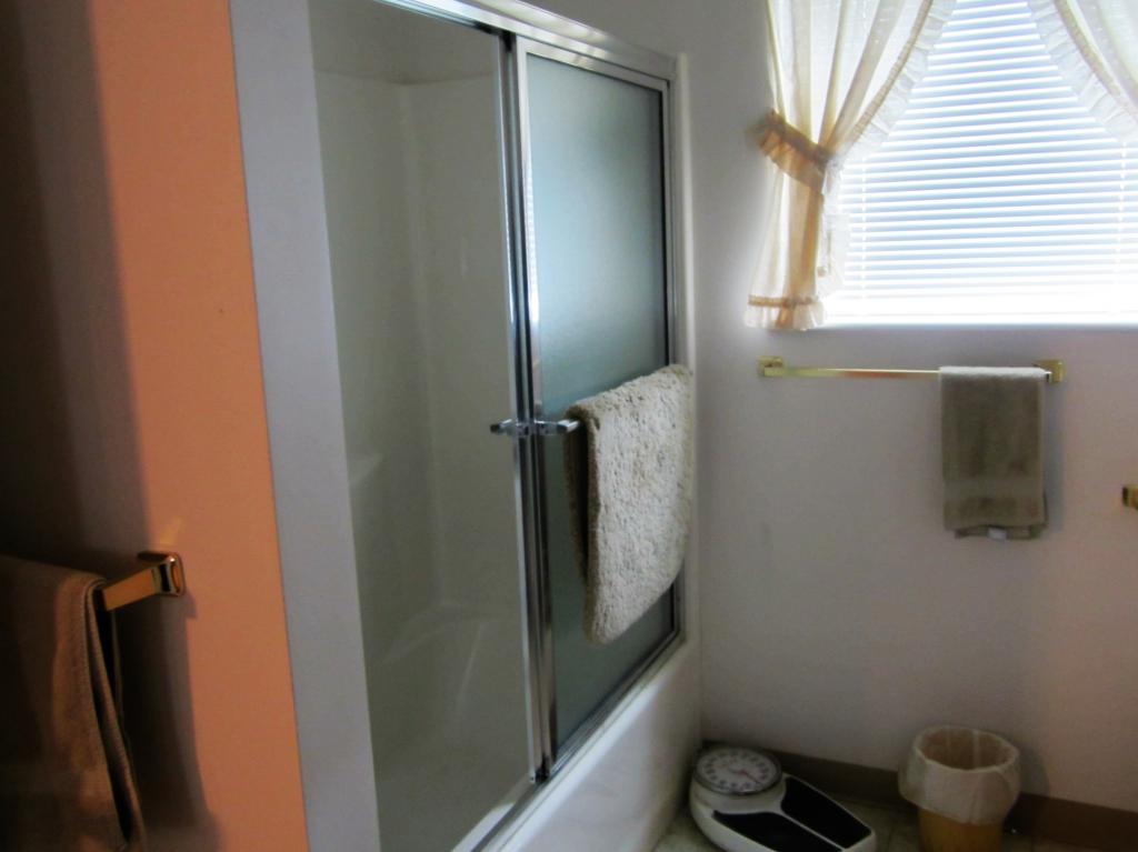 5 Tampa Drive, Unit 6 Rochester, NH 03867 - Photo 10 of 15