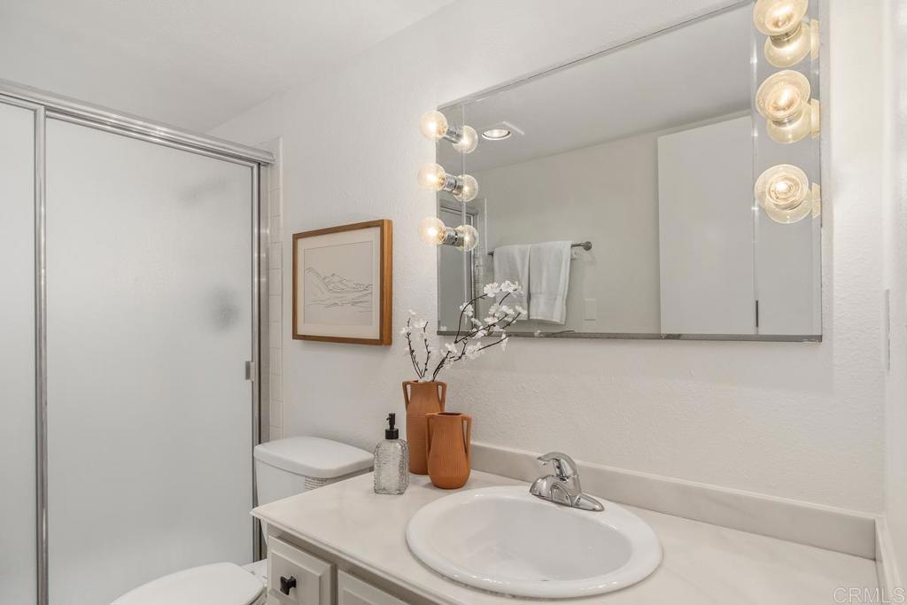 2420 Torrey Pines Road, Unit B202 La Jolla, CA 92037 - Photo 28 of 41