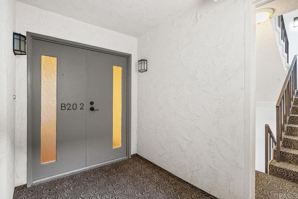 2420 Torrey Pines Road, Unit B202 La Jolla, CA 92037 - Photo 6 of 41