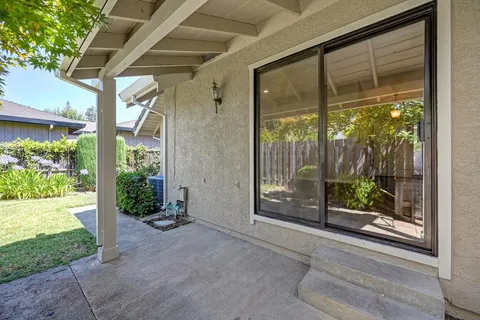 $480,000 | 98 Las Positas Circle, Sacramento, CA 95831