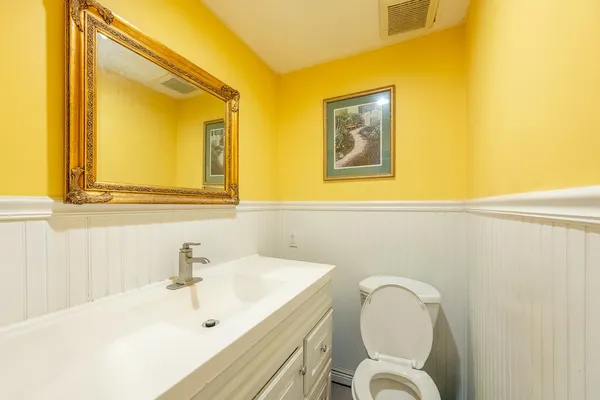 $1,299,000 | 11-29 30th Road | Astoria