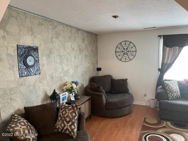 915 Penny Winkle Road Pleasureville, KY 40057 - Photo 5 of 35 living room