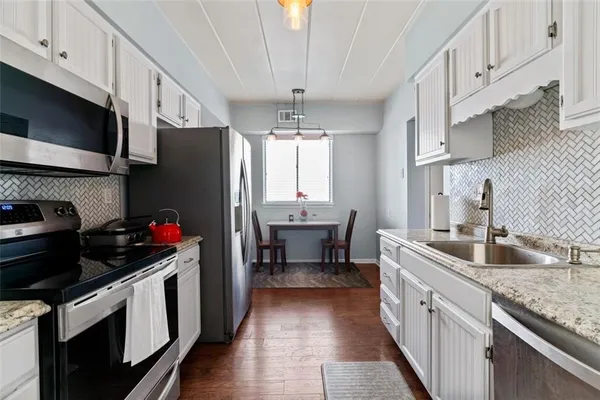 $254,900 | 1557 Pinehurst Drive, Pittsburgh, PA 15241