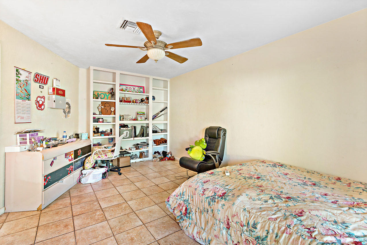 2542 Inisbrook Road West Palm Beach, FL 33407 - Photo 15 of 22 015-2542InisbrookRd-WestPalmBeach-FL-sma
