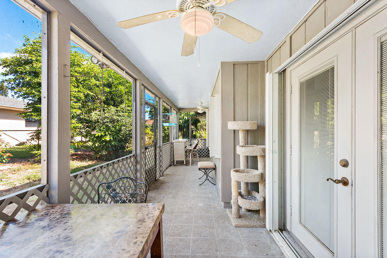 2542 Inisbrook Road West Palm Beach, FL 33407 - Photo 19 of 22 019-2542InisbrookRd-WestPalmBeach-FL-sma
