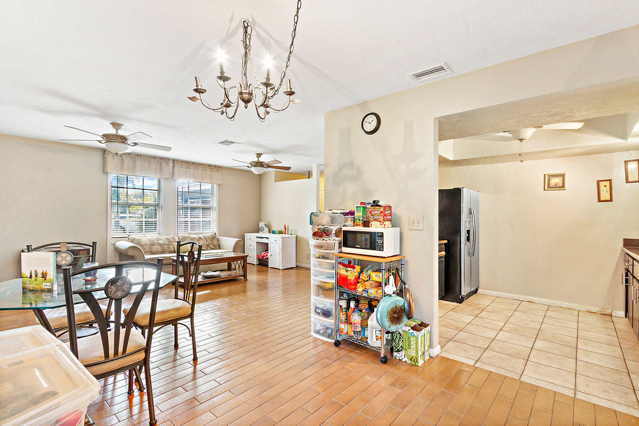 2542 Inisbrook Road West Palm Beach, FL 33407 - Photo 8 of 22 008-2542InisbrookRd-WestPalmBeach-FL-sma