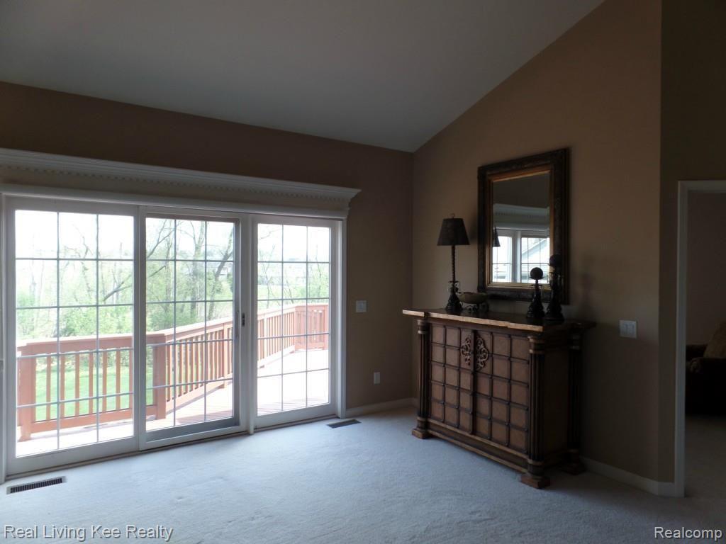 5179 Belmonte Drive, Unit 50 Rochester, MI 48306 - Photo 15 of 58