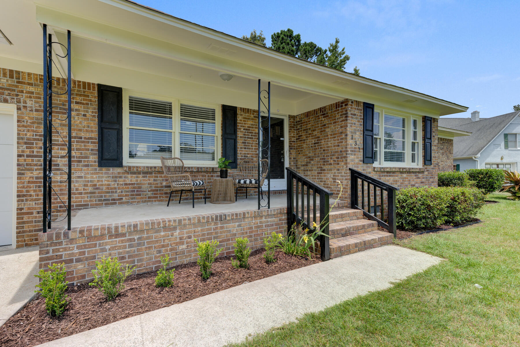 137 Ravenell Street Moncks Corner, SC 29461 - Photo 2 of 36 137 Ravenell St, Monck Corner SC (4)