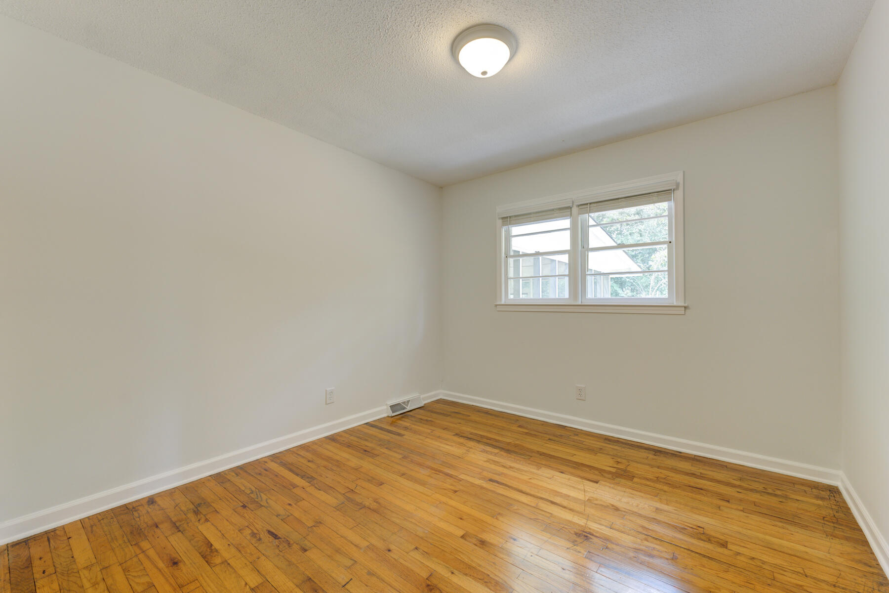 137 Ravenell Street Moncks Corner, SC 29461 - Photo 25 of 36 137 Ravenell St, Monck Corner SC (27)