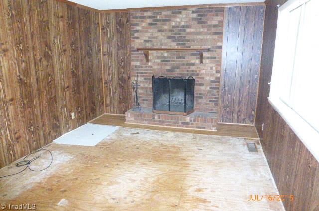 2000 Chesapeake Drive Rural Hall, NC 27045 - Photo 3 of 12 Living Room No Carpet