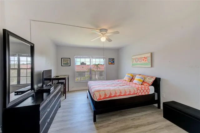 $2,000 | 10215 Regal Drive, Unit 41, Largo, FL 33774