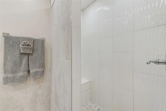 $2,000 | 10215 Regal Drive, Unit 41, Largo, FL 33774