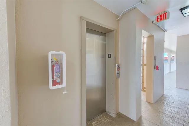 $2,000 | 10215 Regal Drive, Unit 41, Largo, FL 33774