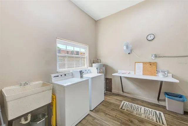 $2,000 | 10215 Regal Drive, Unit 41, Largo, FL 33774