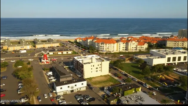 a view of a living room and bathroom