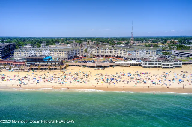 $2,700 | 57-61 Brighton Avenue, Unit 301, Long Branch, NJ 07740