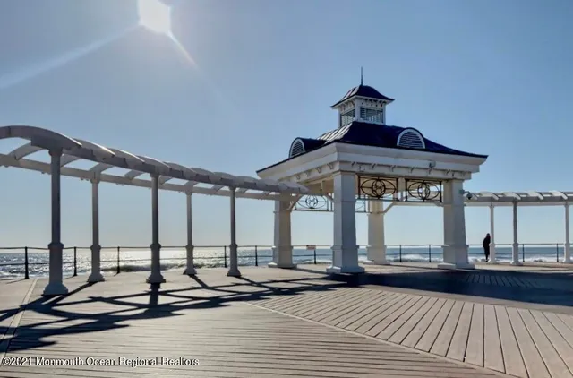 $2,700 | 57-61 Brighton Avenue, Unit 301, Long Branch, NJ 07740