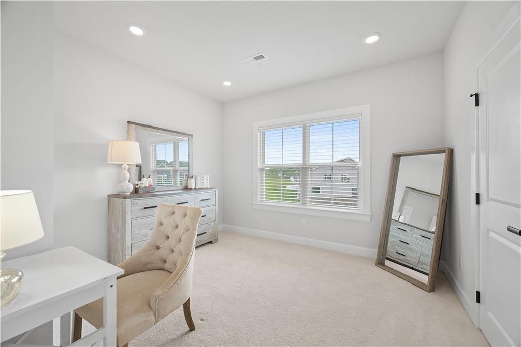 606 Spruce Lane Canonsburg, PA 15317 - Photo 23 of 36 a room with furniture and a window