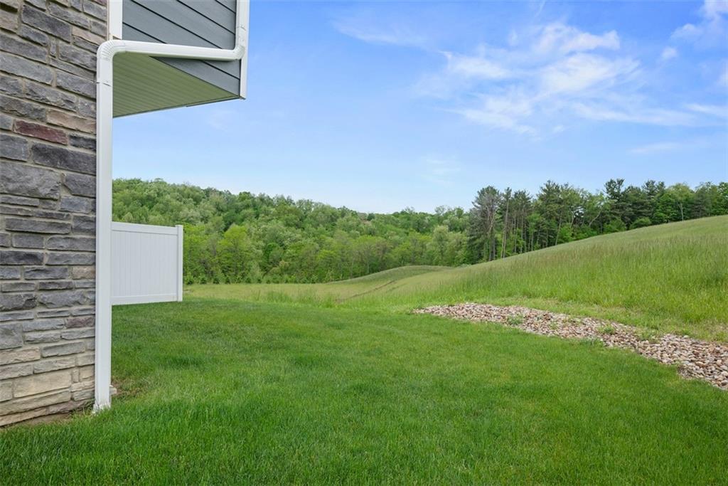 606 Spruce Lane Canonsburg, PA 15317 - Photo 33 of 36 a view of a field with grass