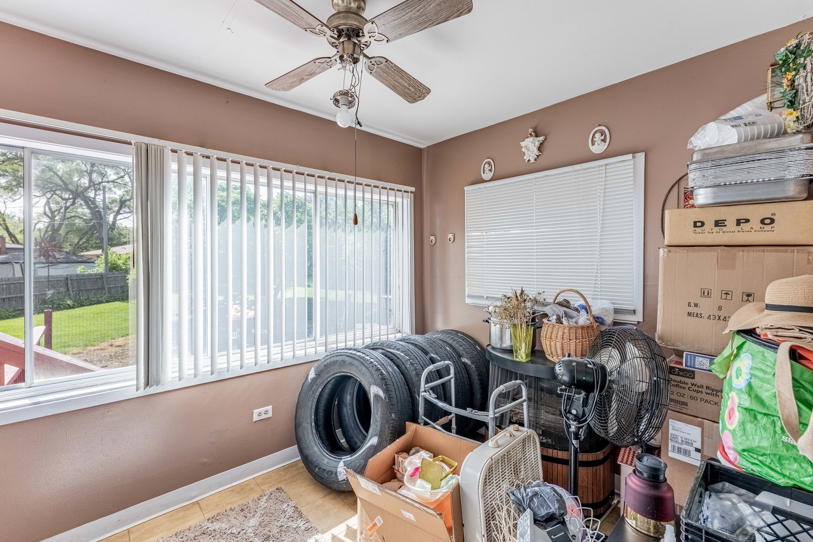 433 Cherry Hill Drive Addison, IL 60101 - Photo 14 of 35