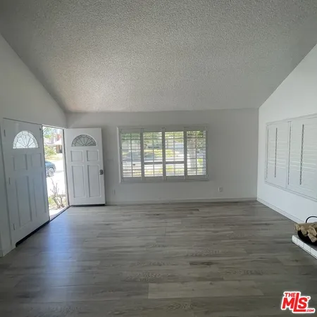 $3,300 | 3021 Limewood Lane, Lancaster, CA 93536