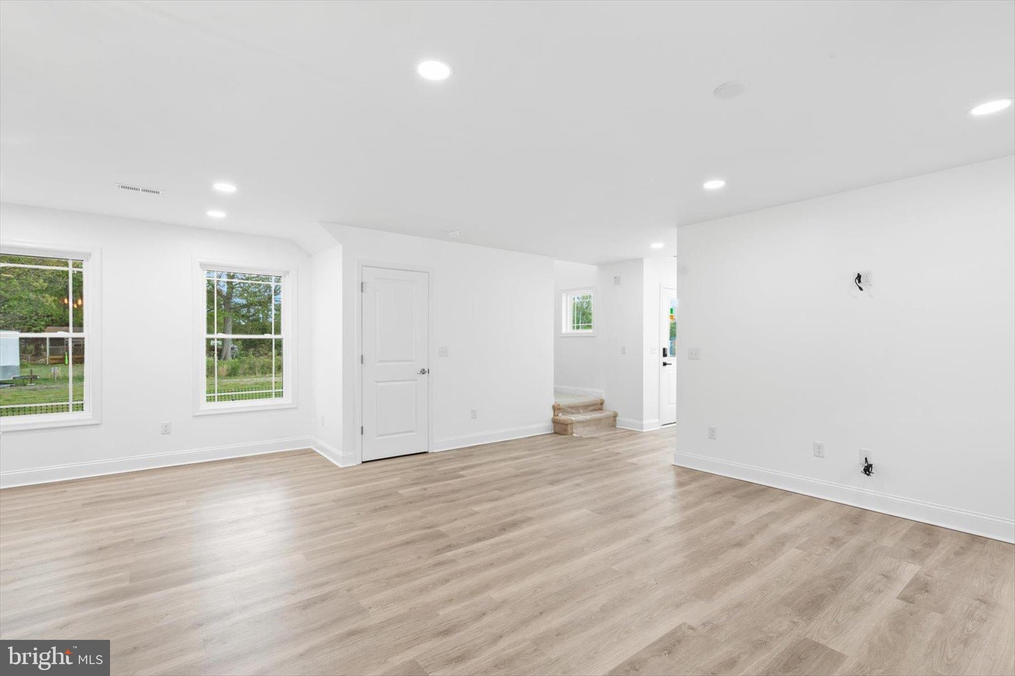 26395 Bay Farm Road Millsboro, DE 19966 - Photo 18 of 56 Dining & Living Room