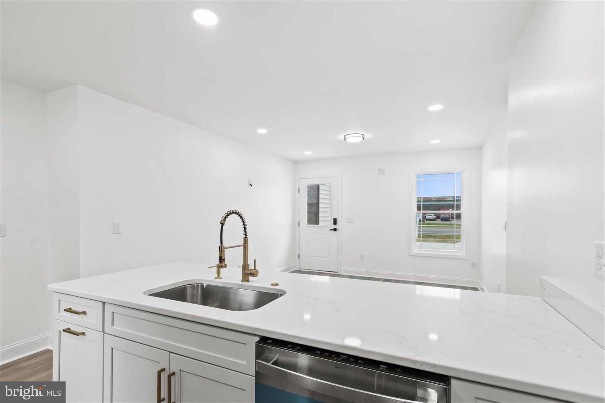 26395 Bay Farm Road Millsboro, DE 19966 - Photo 40 of 56 Unit 2 Kitchen