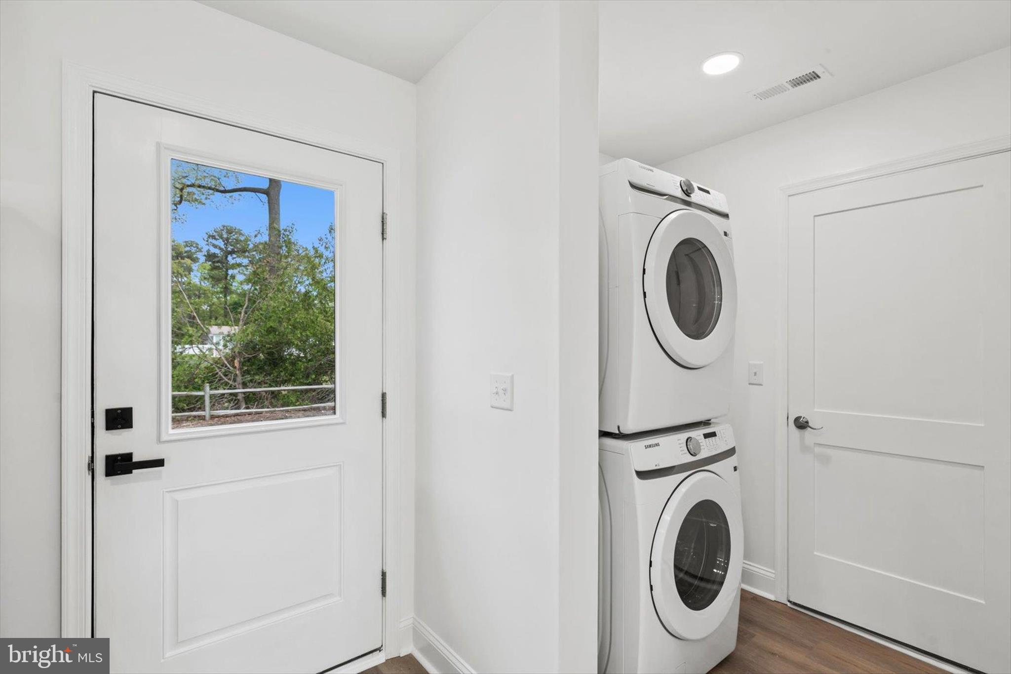 26395 Bay Farm Road Millsboro, DE 19966 - Photo 48 of 56 Unit 2 Laundry