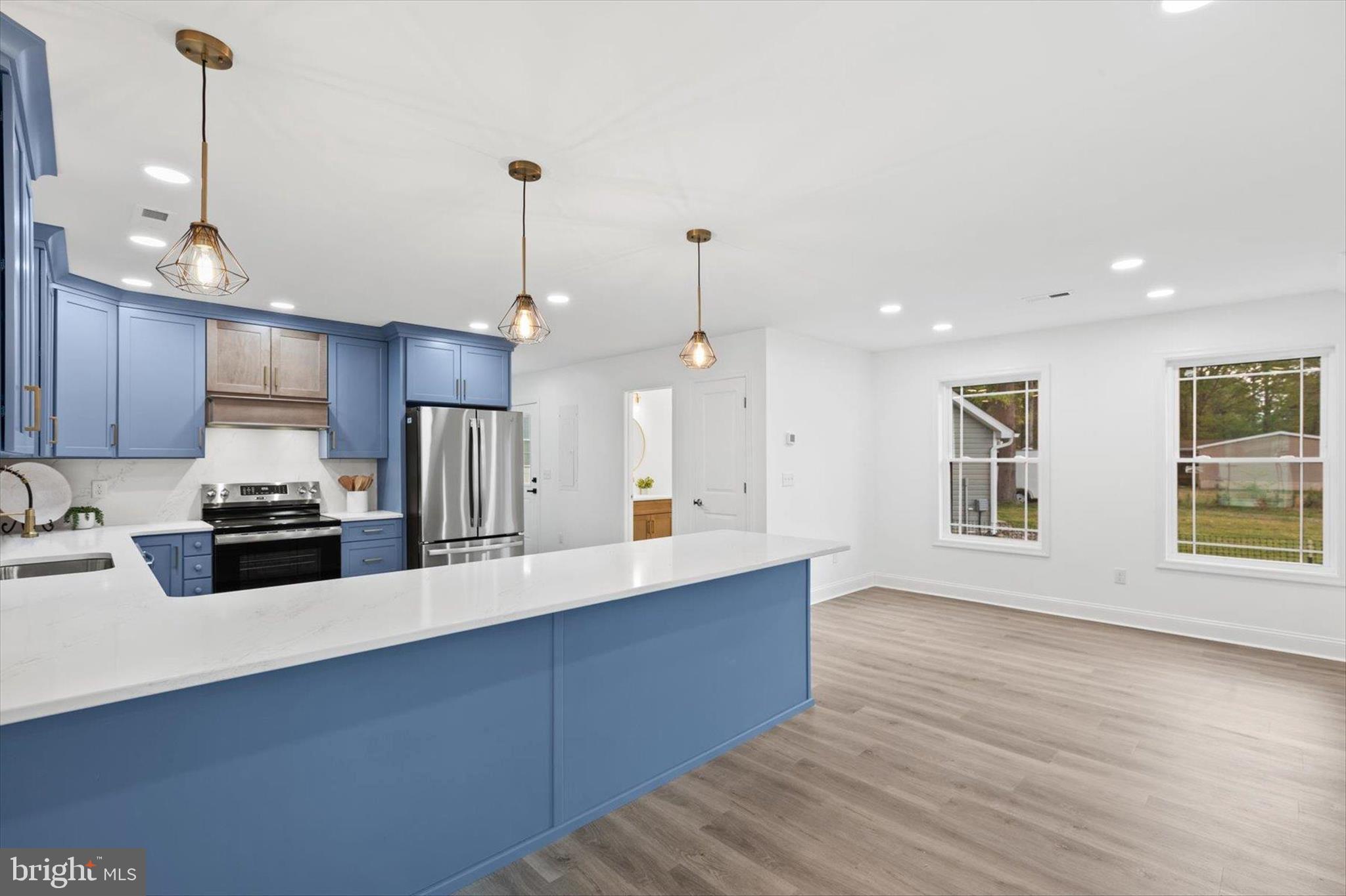 26395 Bay Farm Road Millsboro, DE 19966 - Photo 8 of 56 Kitchen & Dining