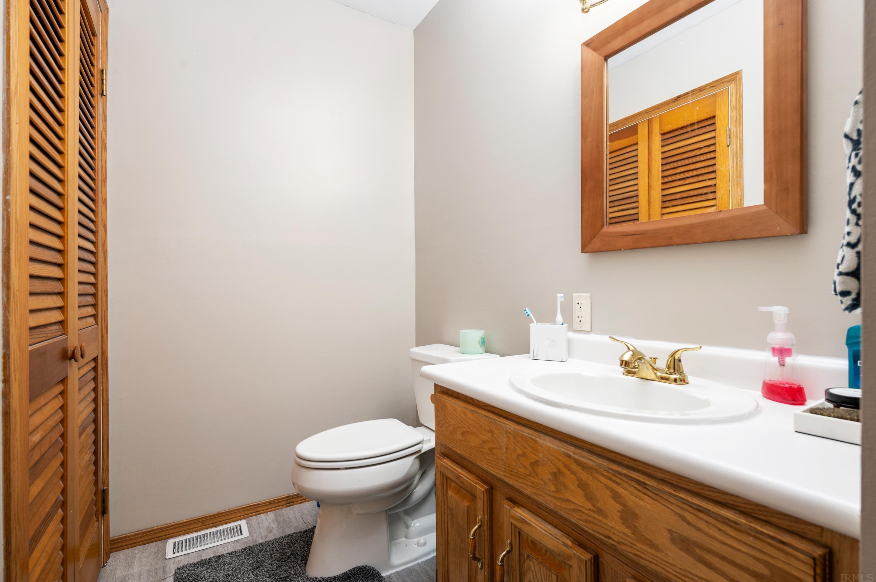 8413 West Butternut Road Muncie, IN 47304 - Photo 28 of 36 Gallery Image 28
