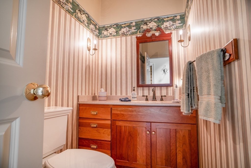 58 Huntington Road Hadley, MA 01035 - Photo 19 of 32 Gallery Image 19
