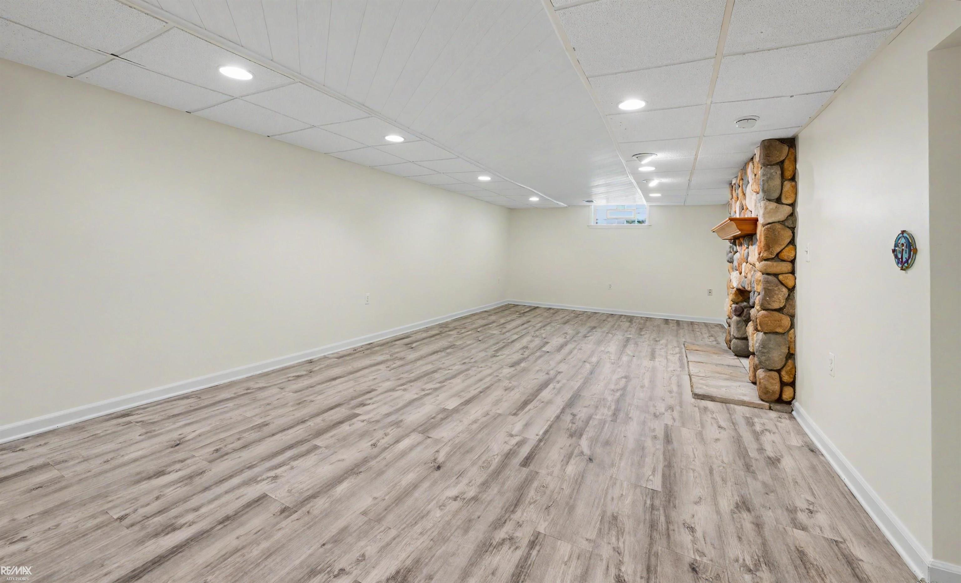 28900 South River Road Harrison Township, MI 48045 - Photo 42 of 81