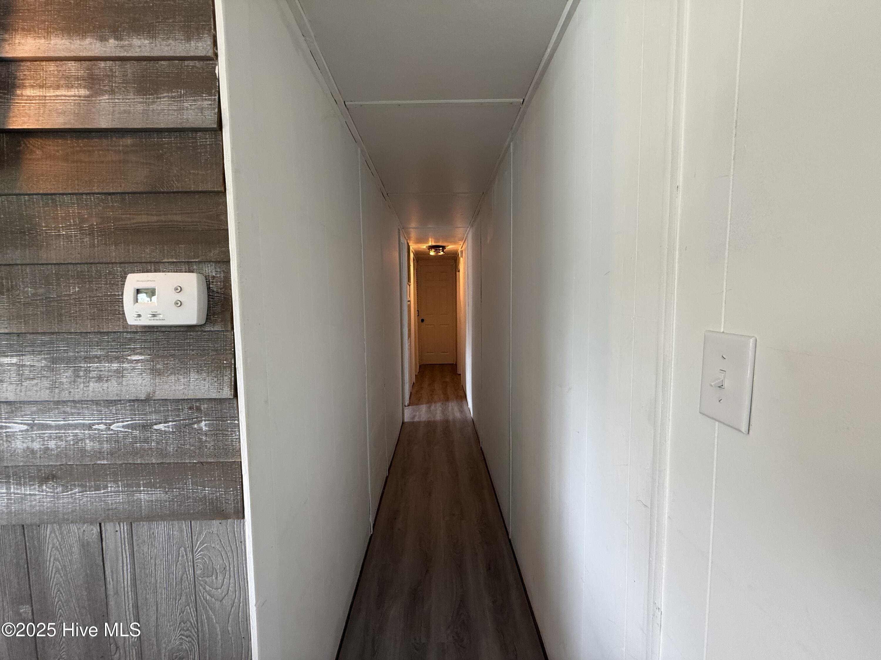 1136-1132 Glancy Road Swansboro, NC 28584 - Photo 26 of 76 Hallway