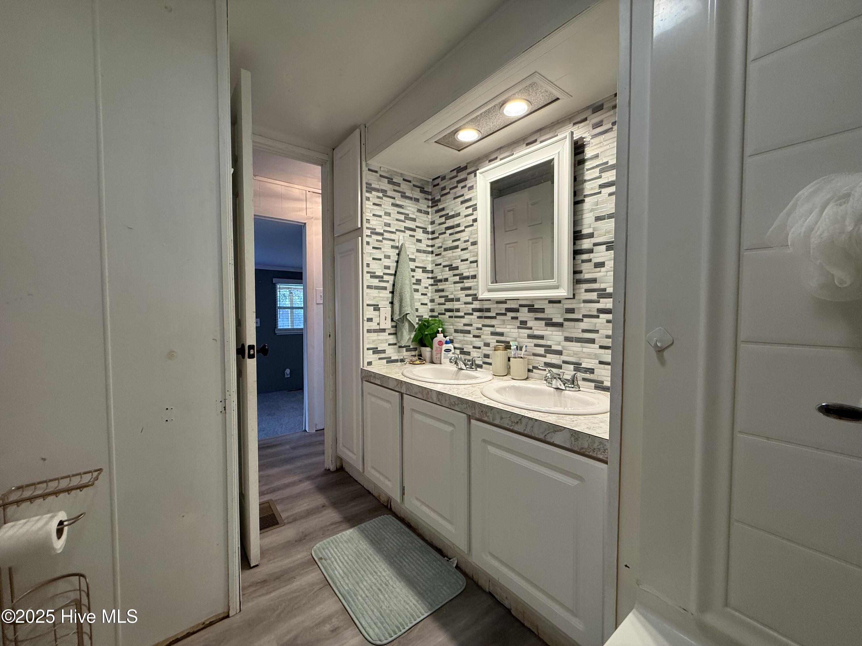 1136-1132 Glancy Road Swansboro, NC 28584 - Photo 30 of 76 Hall Bathroom