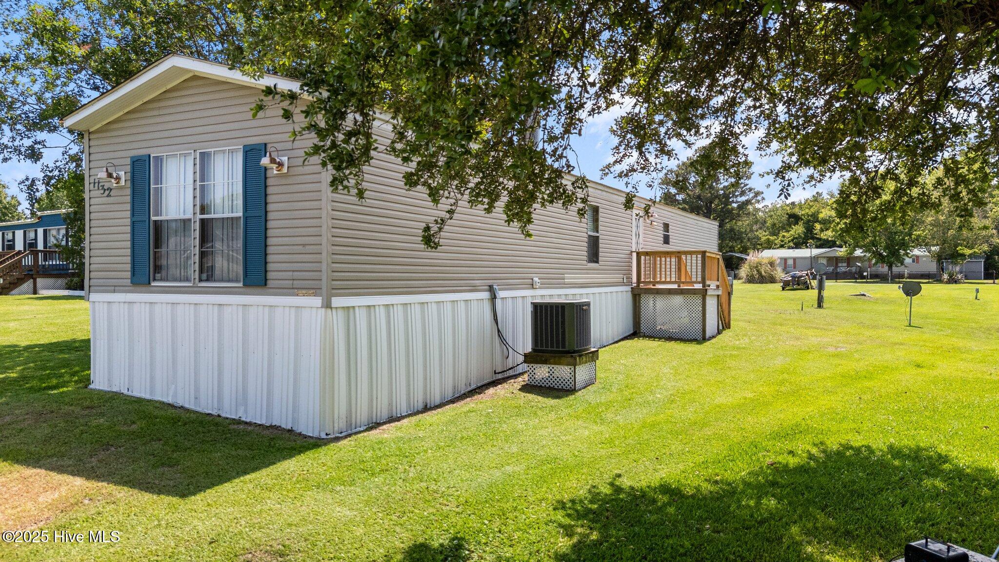 1136-1132 Glancy Road Swansboro, NC 28584 - Photo 49 of 76 Rear 1132